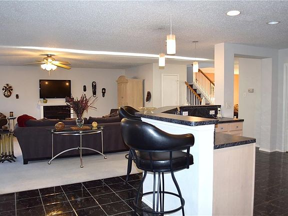 5th image of 3432 Sagebrush Dr