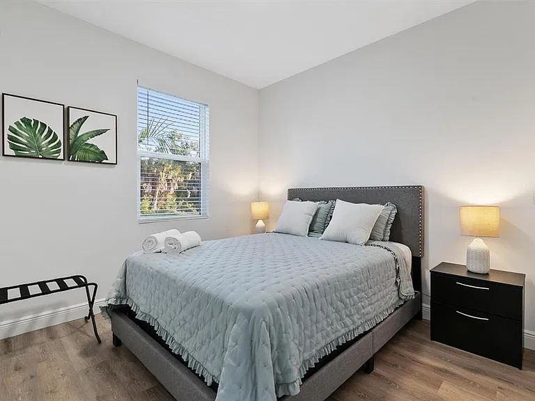 3038 Sargeant St — Photo 13