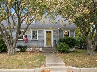 47 Admiral Kalbfus Rd, Newport, RI 02840
