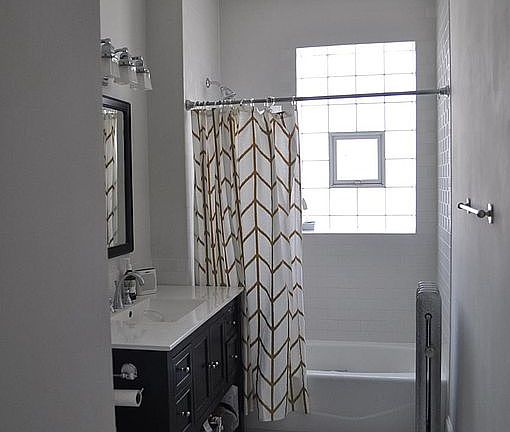 2nd image of 5647 N Glenwood Ave #3N