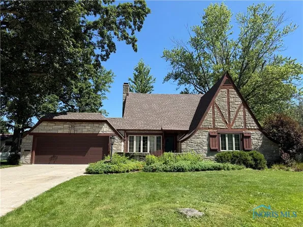 610 E High St, Defiance, OH 43512