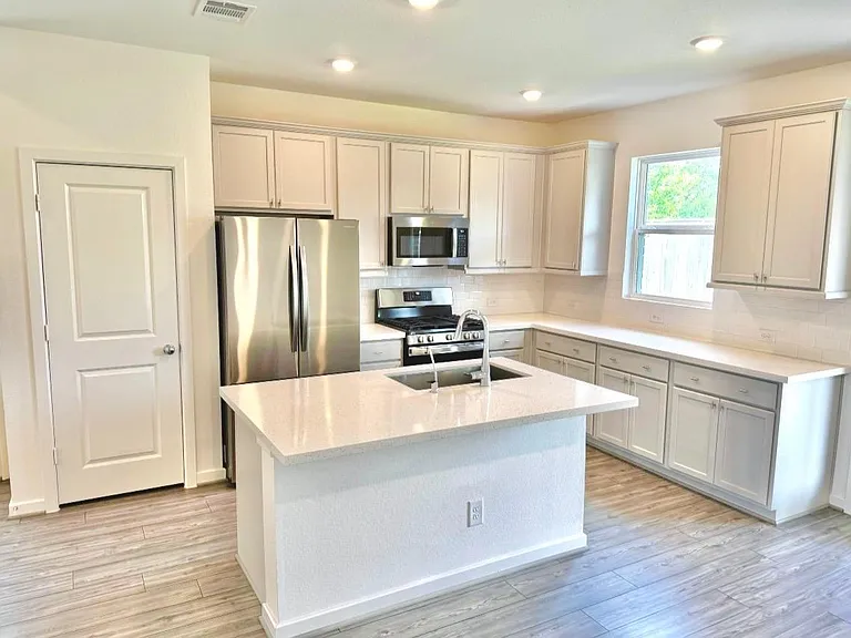 1222 Sugar Dr — Photo 8