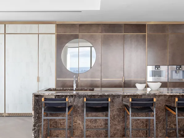 23 East 22nd Street image 18 of 30