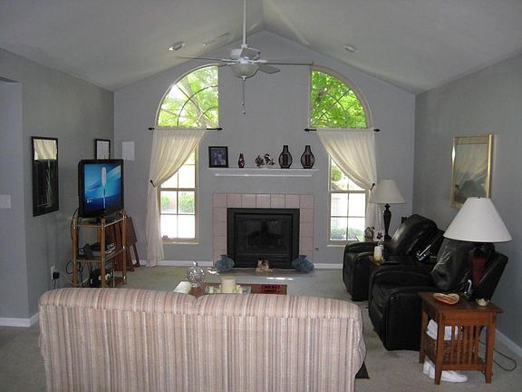 3rd image of 2418 Huntmaster Ln