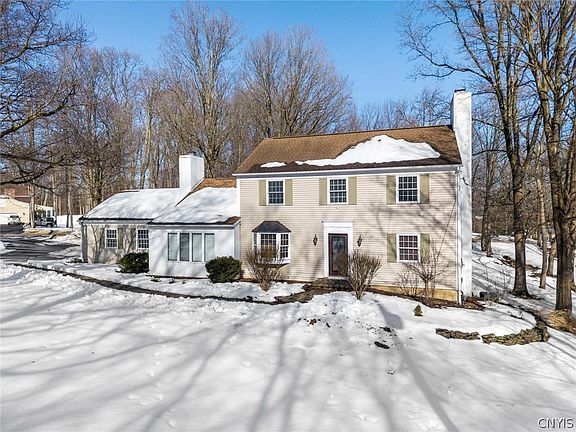 3rd image of 4270 Indianfield Rd