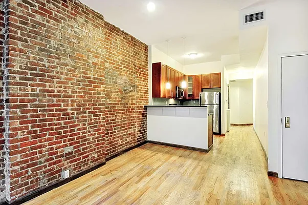 Rented by Places NYC | media 31