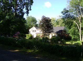 63 Ridge Rd, Upton, MA 01568