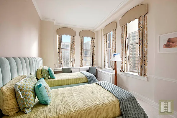 Sold by Halstead Real Estate | media 17