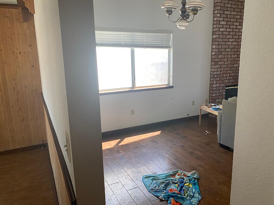 1st image of 12865 Riverview Dr