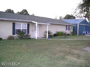 221-223 Jesse Ln, Herrin, IL 62948