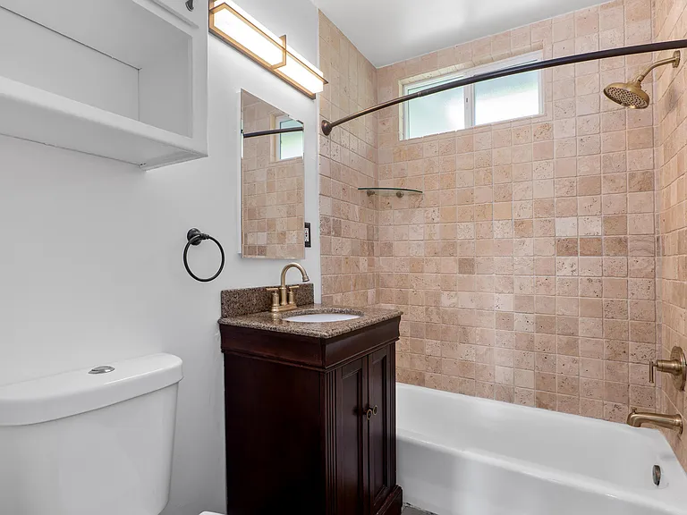 1801 Dorchester Ave #C — Photo 19