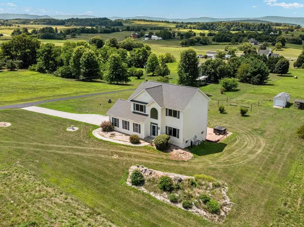 662 Germany Rd, Stephens City, VA 22655