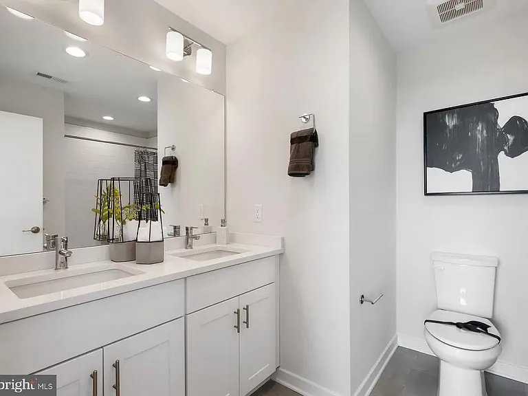 3103 Beachview Ln — Photo 45