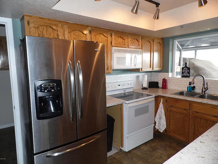 621 Pueblo Dr — Photo 4