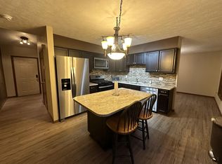 5811 Whispering Way, Loves Park, IL 61111