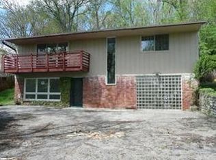 5320 Kenwood Rd, Cincinnati, OH 45227