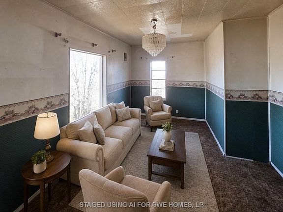 4th image of 610 W Garrison Ave