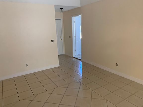 4th image of 2606 Marlin Dr