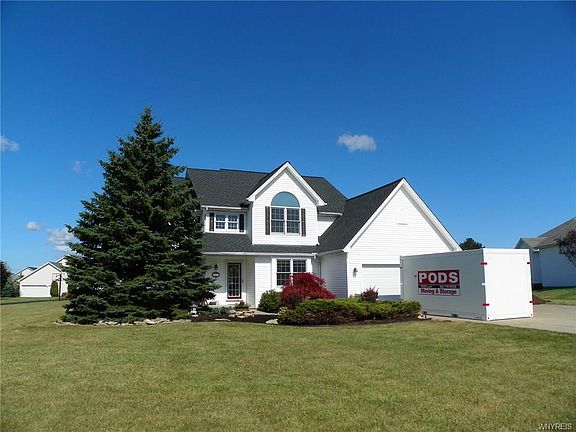 2nd image of 9550 English Ivy Ct