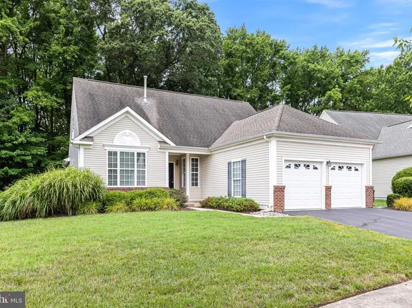 106 Springmill Dr, Middletown, DE 19709