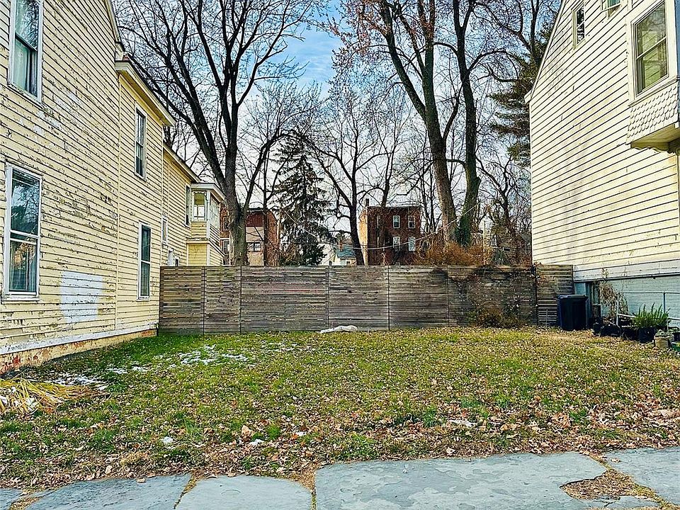 1st image of 159 Grand