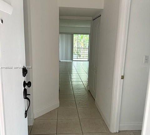 3rd image of 4255 N University Dr APT 215