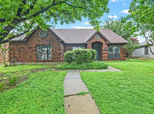 1521 Mission Ridge Trl, Carrollton, TX 75007