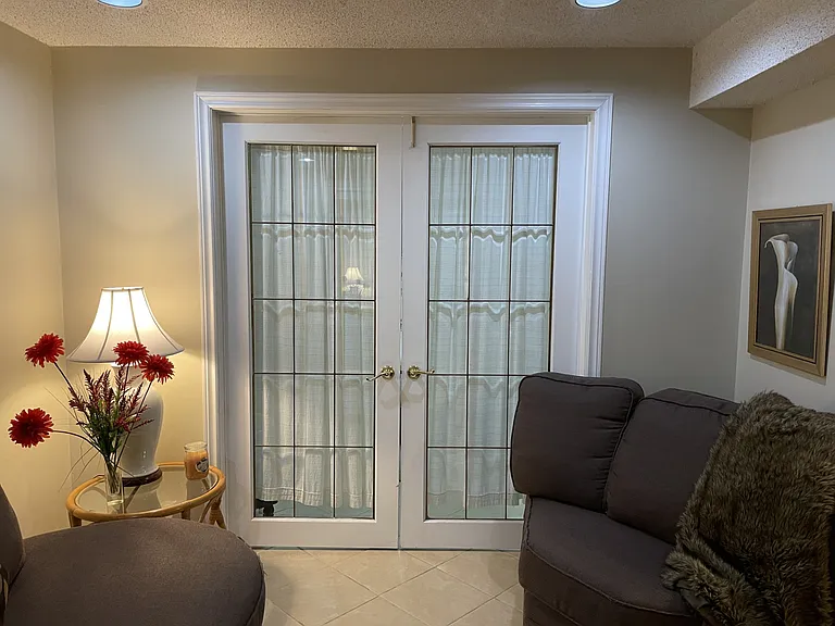 42 Newgreen Cres — Photo 13