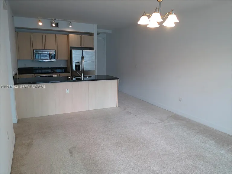 1111 SW 1st Ave #1118 — Photo 5