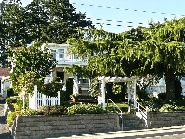 5908 Sunset Ave — Photo 1