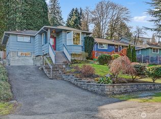 2021 NE 97th St, Seattle, WA 98115