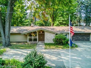 464 S Almont Ave, Imlay City, MI 48444