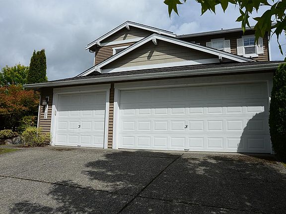 3rd image of 1102 241st Ave SE