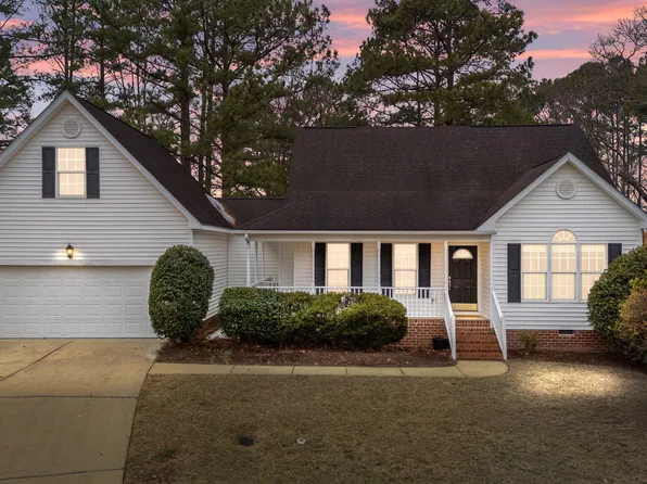 1325 Eagle Eye Ct, Fuquay Varina, NC 27526