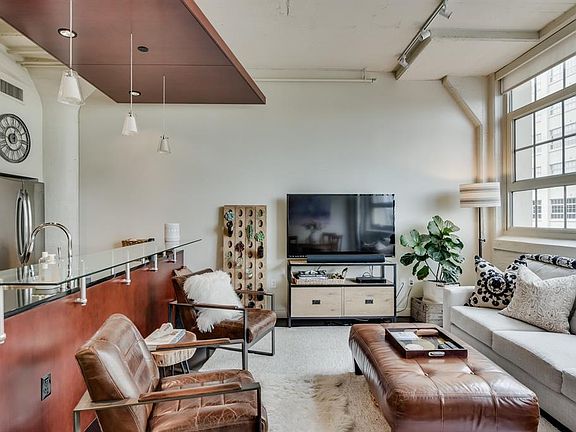 4th image of 2600 W 7th St APT 1313