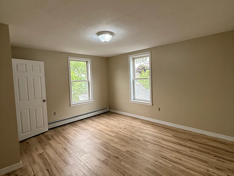63 Maple St #102 — Photo 17