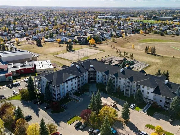60 NE Lawford Ave #316, Red Deer, AB T4R 3E9