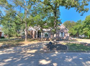 1145 N Faulkner Pl, Claremore, OK 74017