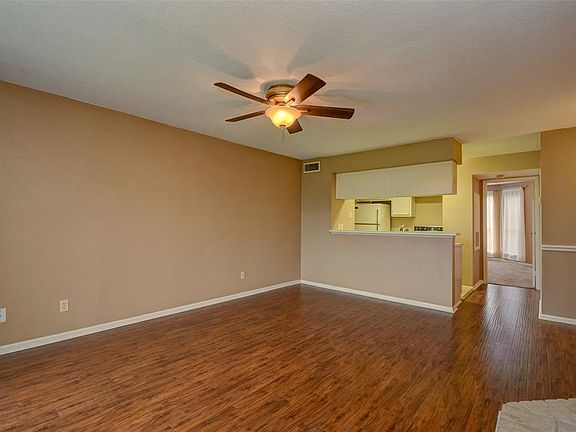 4th image of 18617 Egret Bay Blvd APT 316
