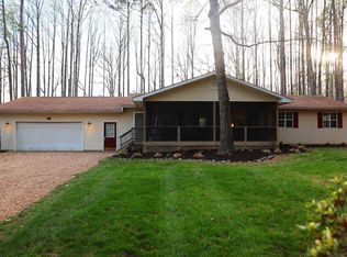 32 Miltons Ln, Louisa, VA 23093