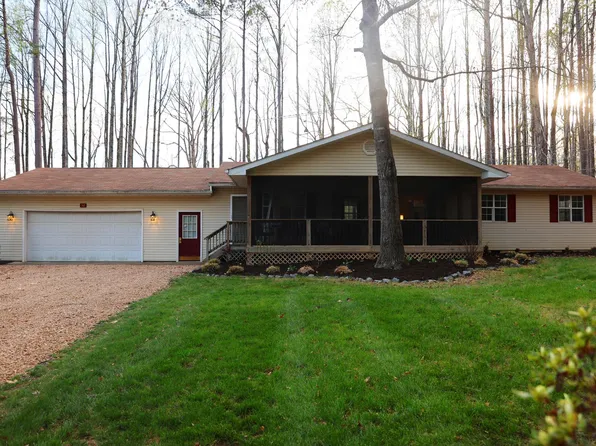 32 Miltons Ln, Louisa, VA 23093