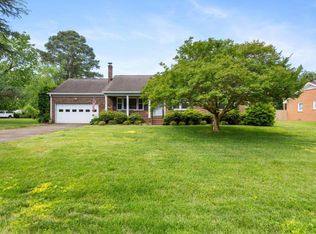 1709 Jack Frost Rd, Virginia Beach, VA 23455
