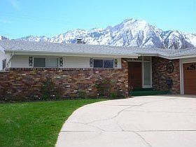 1st image of 3827 Knudsen St