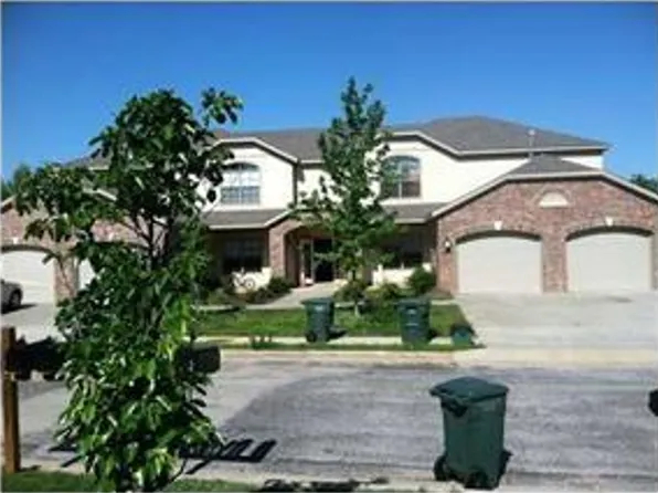 2624 N Valencia St #1-4, Fayetteville, AR 72703