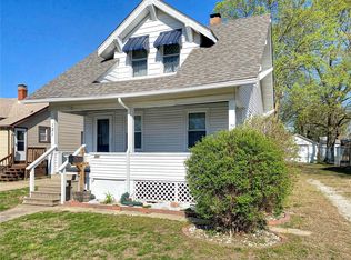 121 S 9th St, Wood River, IL
