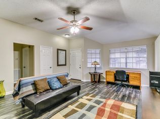 10915 Olivewood Dr, Houston, TX 77089