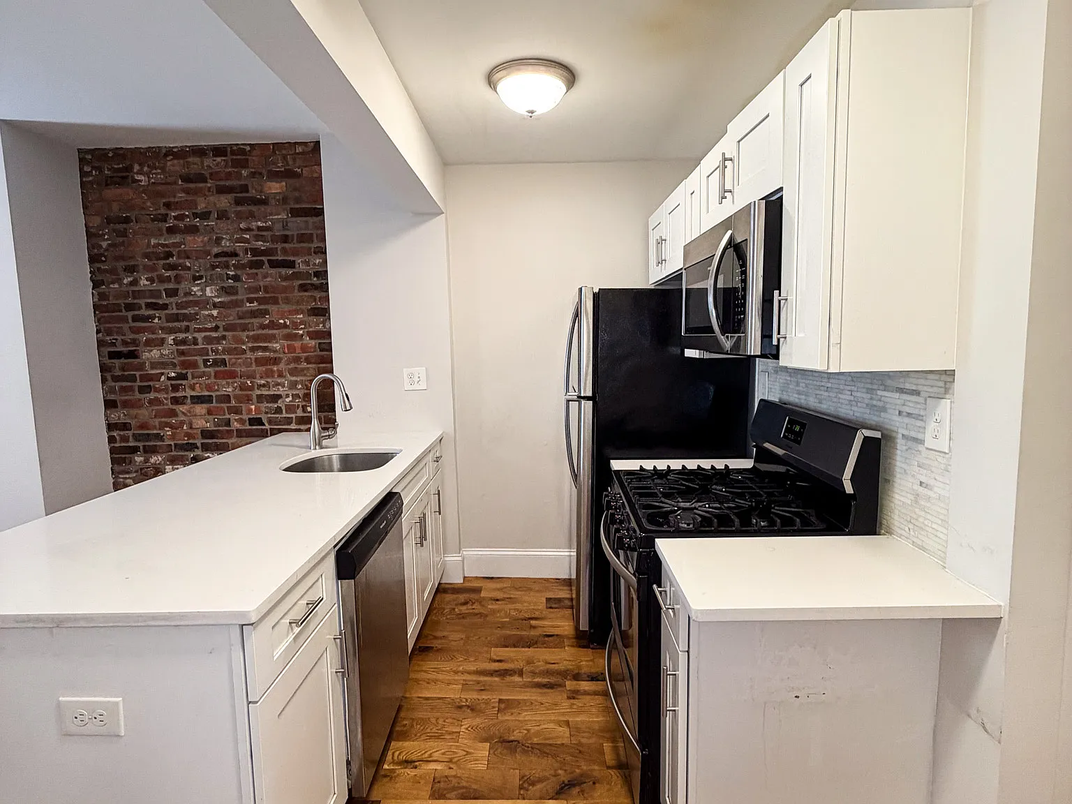 255 Paris Street - 2 — Photo 2