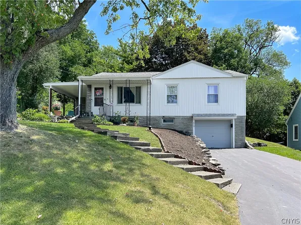 619 Scarboro Dr, Syracuse, NY 13209