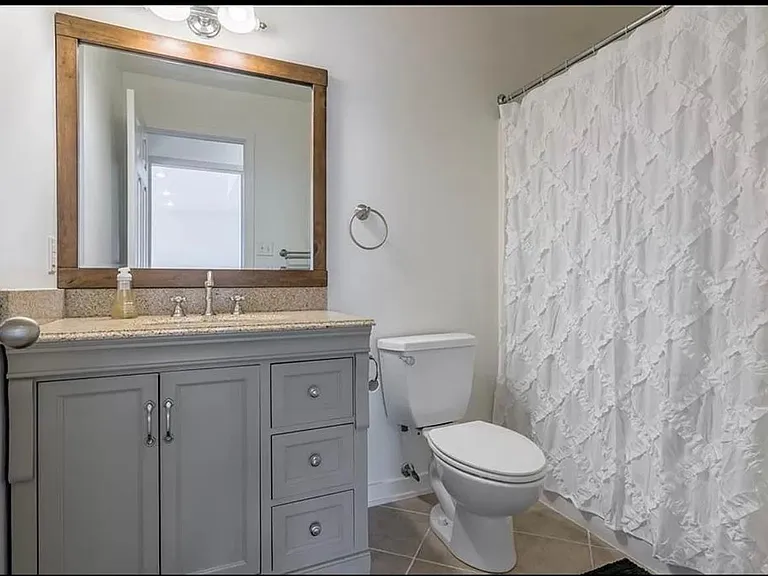 1239 Hetlage Way — Photo 17