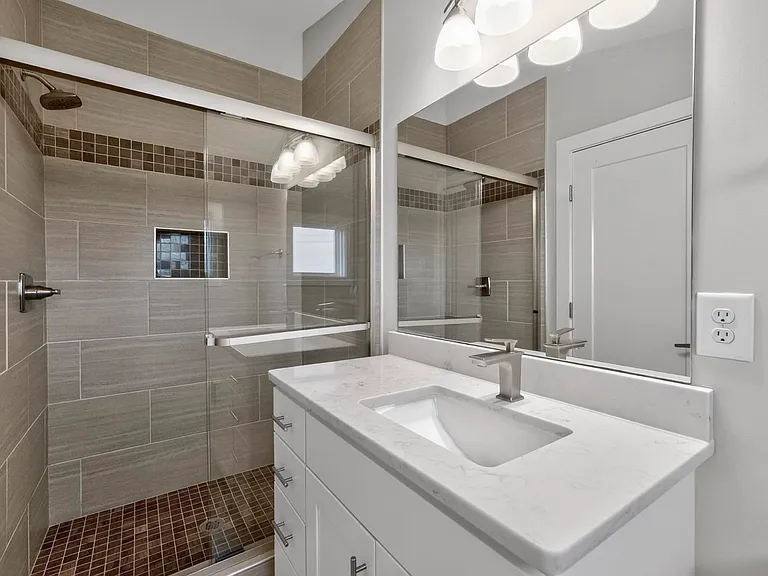 4704 Kentucky Ave #A — Photo 39